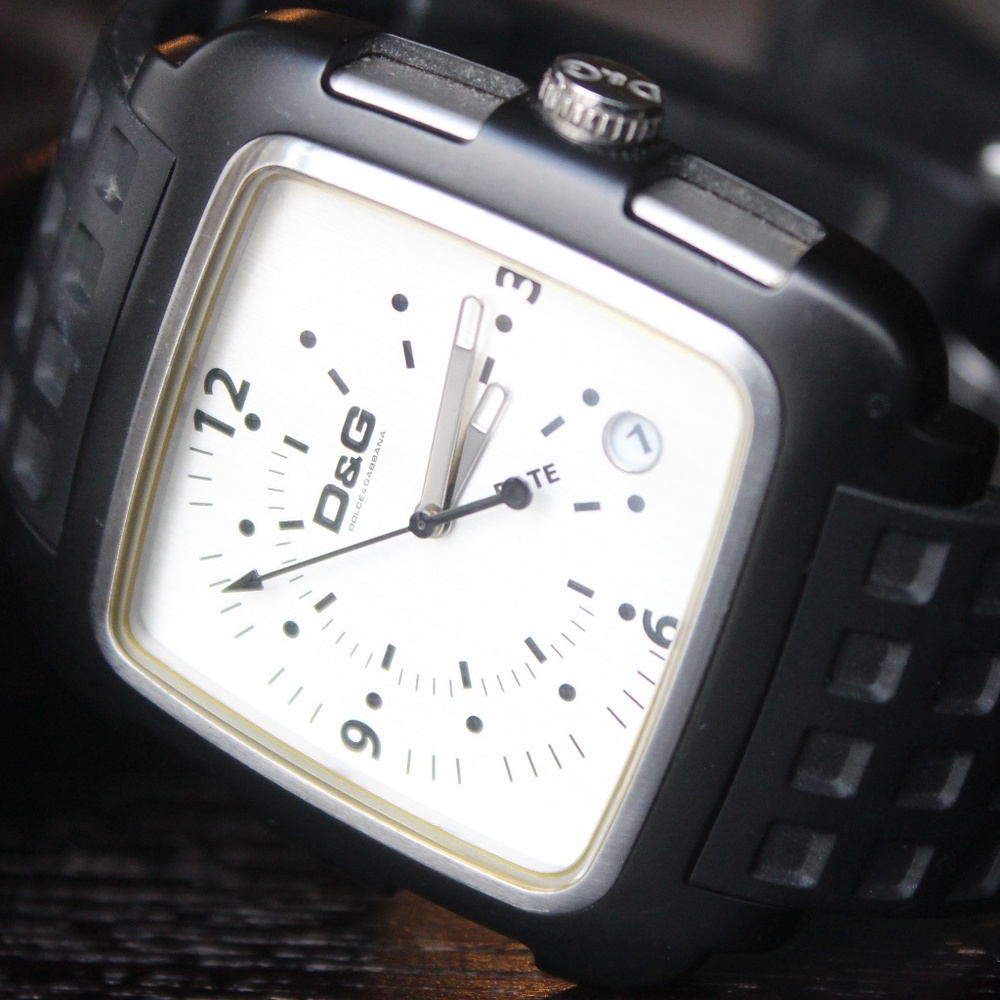 Man's Dolce & Gabbana Watch. Model DW 0361.
